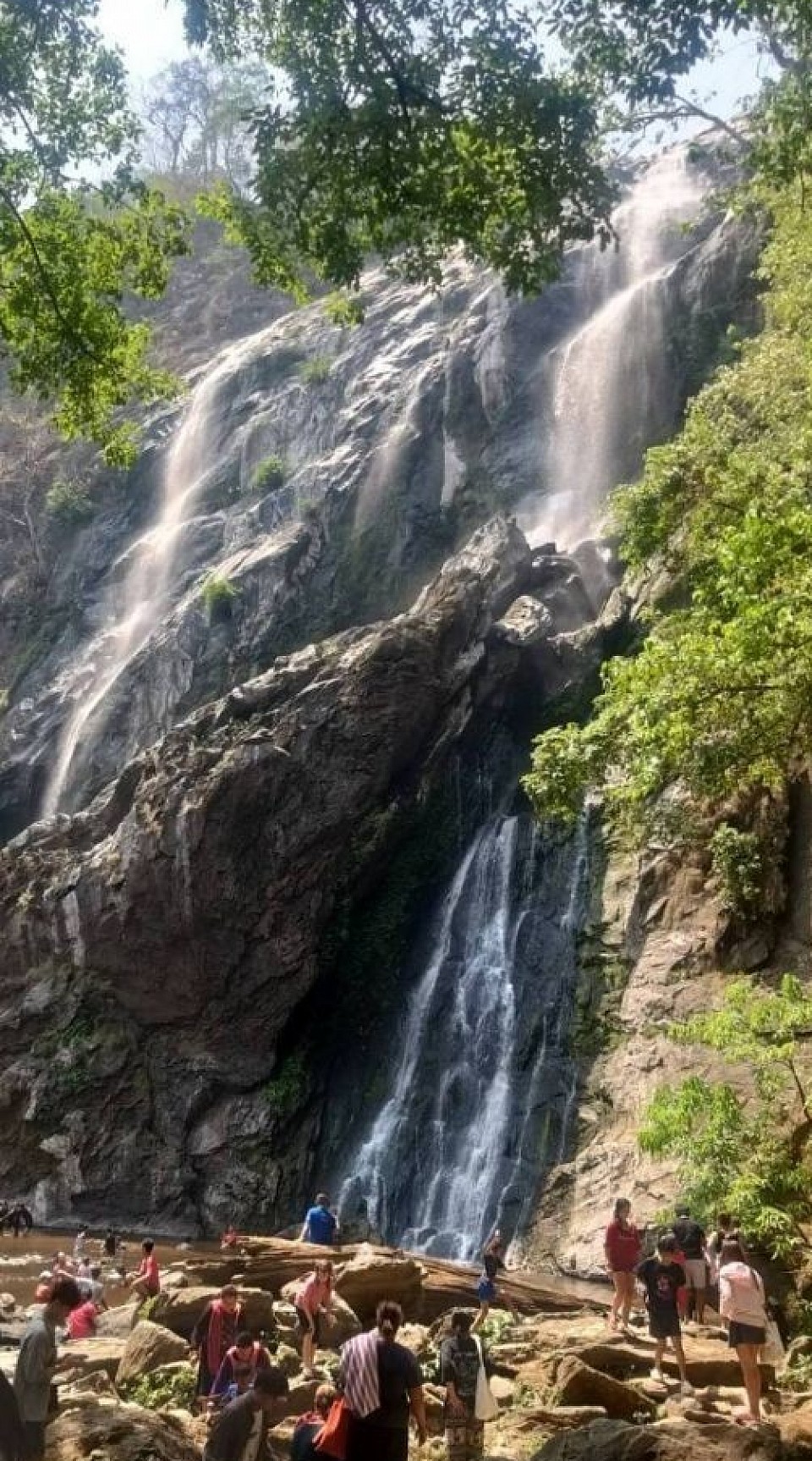 น้ำตก
