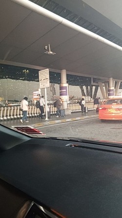 เดินทางปลอดภัย